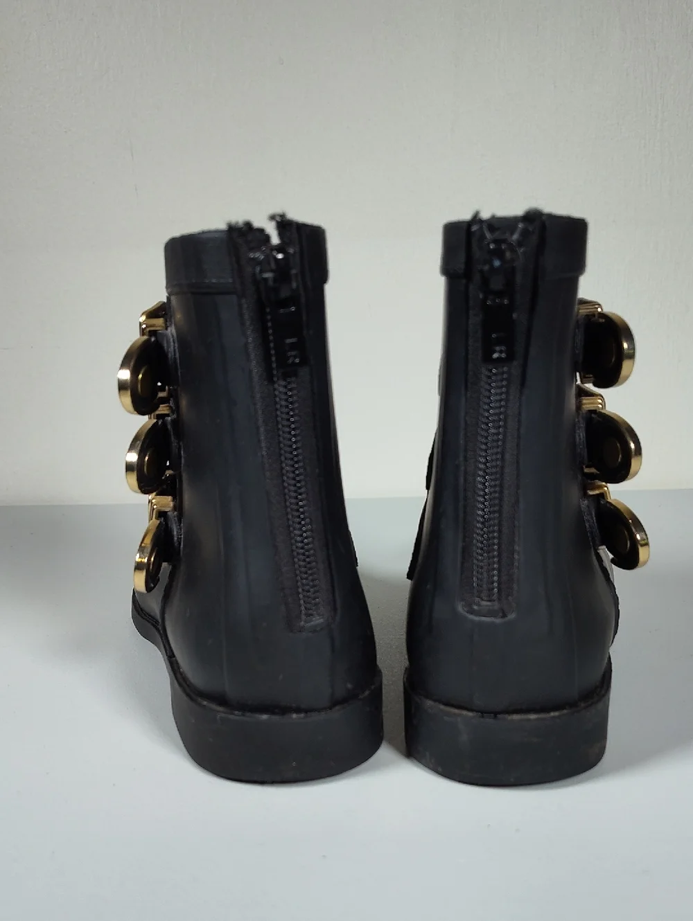 Loeffler Randall Fenton black‎ rubber ankle rain boots 7